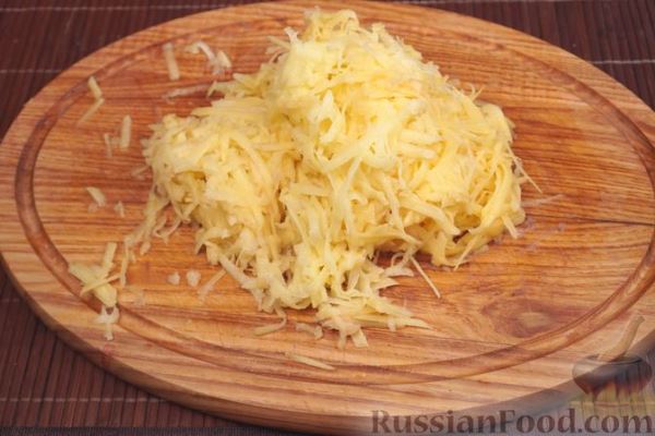 Перец, фаршированный картофелем, беконом и сыром
